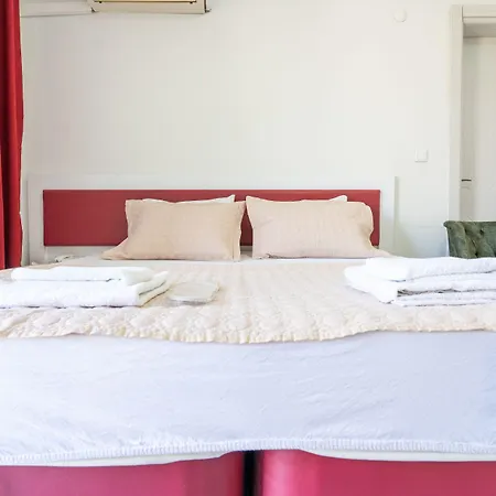 Ξενοδοχείο Yasam 2*